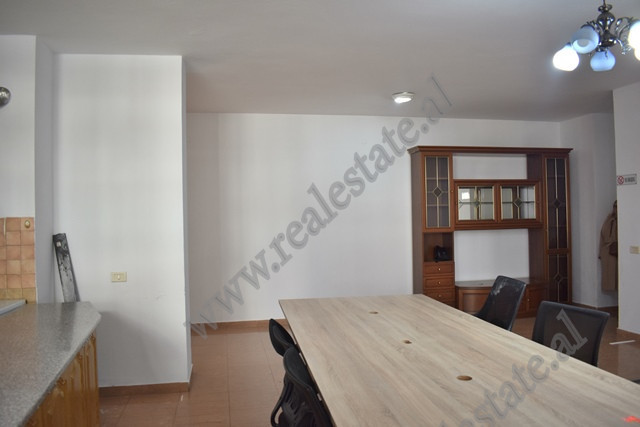 Three bedroom apartment for rent close to center of Tirana.

The apartment is situated on 4th floo